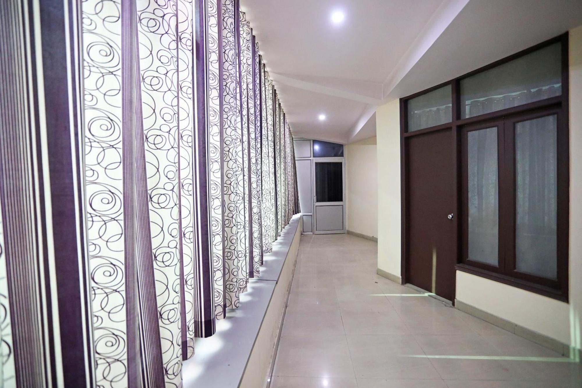 Hotel O Mahipalpur Inn Ню Делхи Екстериор снимка