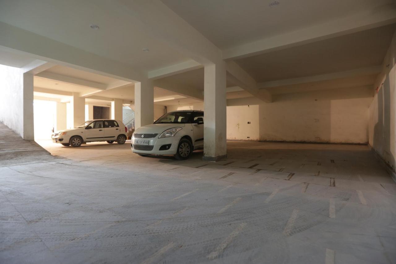 Hotel O Mahipalpur Inn Ню Делхи Екстериор снимка