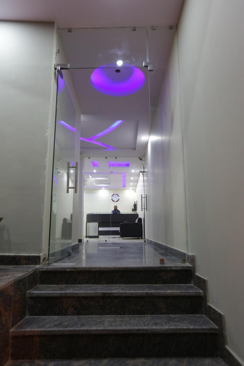 Hotel O Mahipalpur Inn Ню Делхи Екстериор снимка