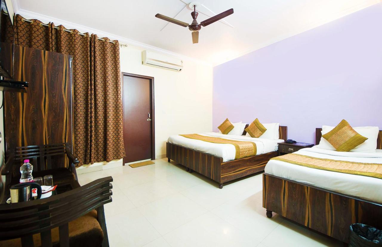 Hotel O Mahipalpur Inn Ню Делхи Екстериор снимка