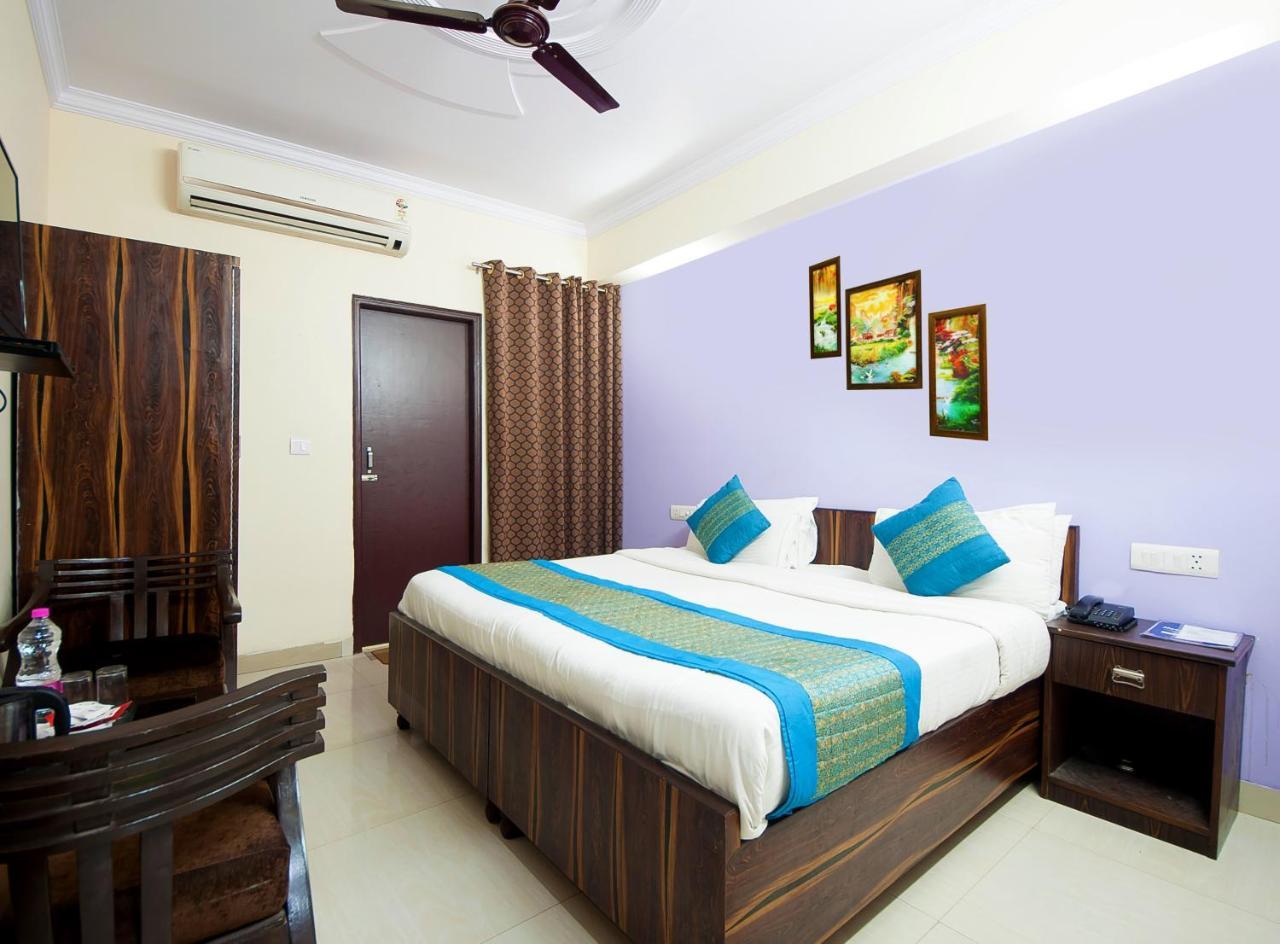 Hotel O Mahipalpur Inn Ню Делхи Екстериор снимка