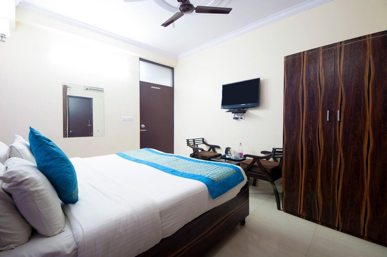 Hotel O Mahipalpur Inn Ню Делхи Екстериор снимка
