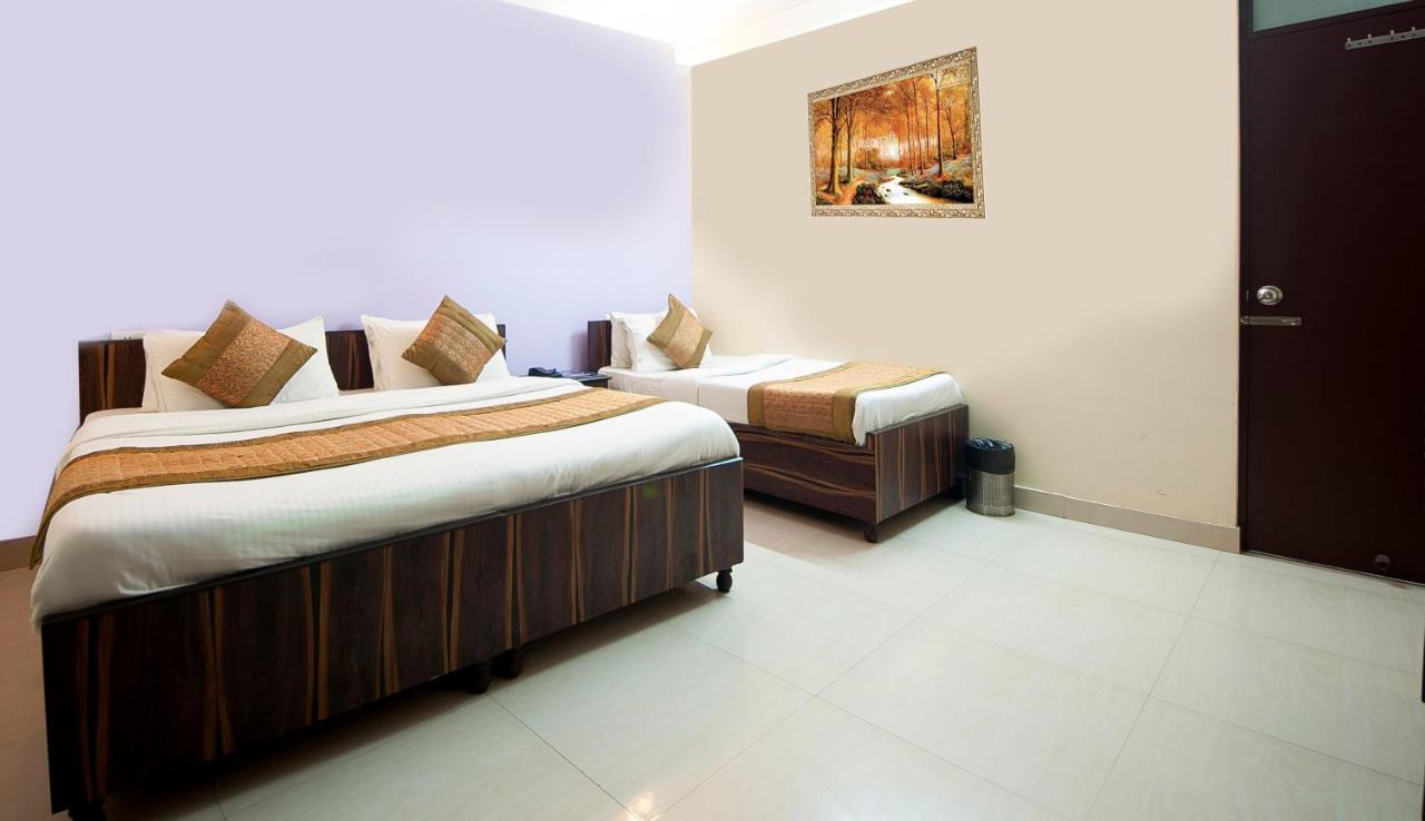 Hotel O Mahipalpur Inn Ню Делхи Екстериор снимка