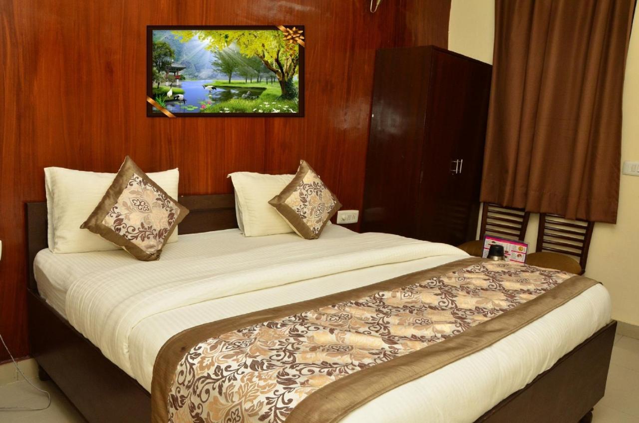 Hotel O Mahipalpur Inn Ню Делхи Екстериор снимка